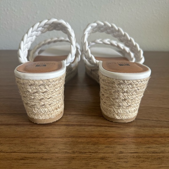 NWOT - White Mountain White Espadrille Braided Leather Sandals - Picture 7 of 10